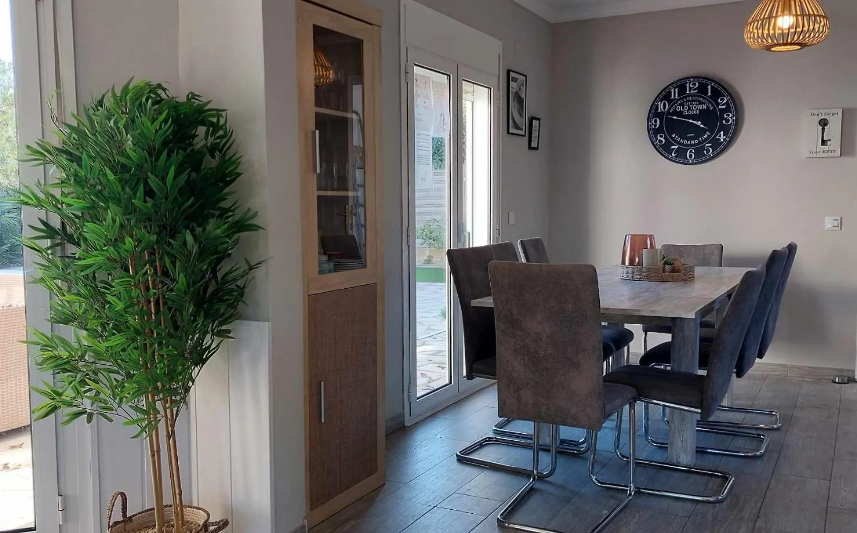 Villa Voor 8 Personen Met Zwembad Calafat